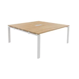 Bureau carré manager ASTRO Direction Buronomic, plateau chêne et piétement blanc – visuel catalogue